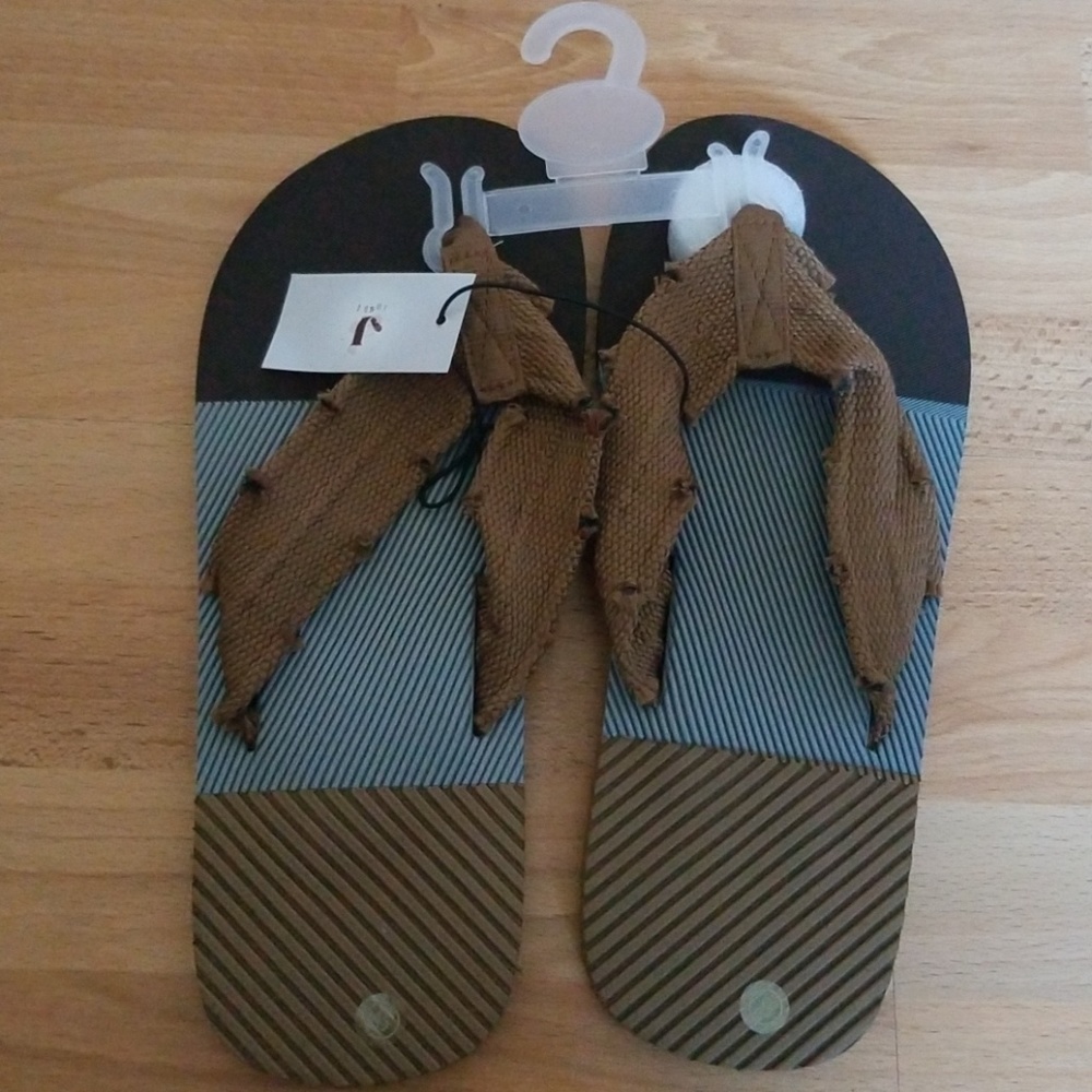 Men Flip Flops Distressed